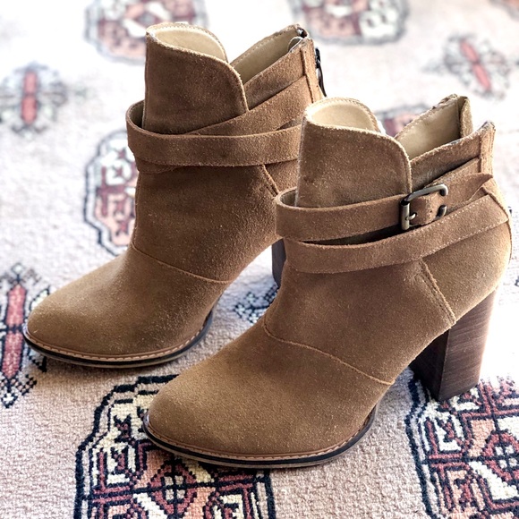 Chinese Laundry Zip It Camel Suede Booties - Picture 8 of 9